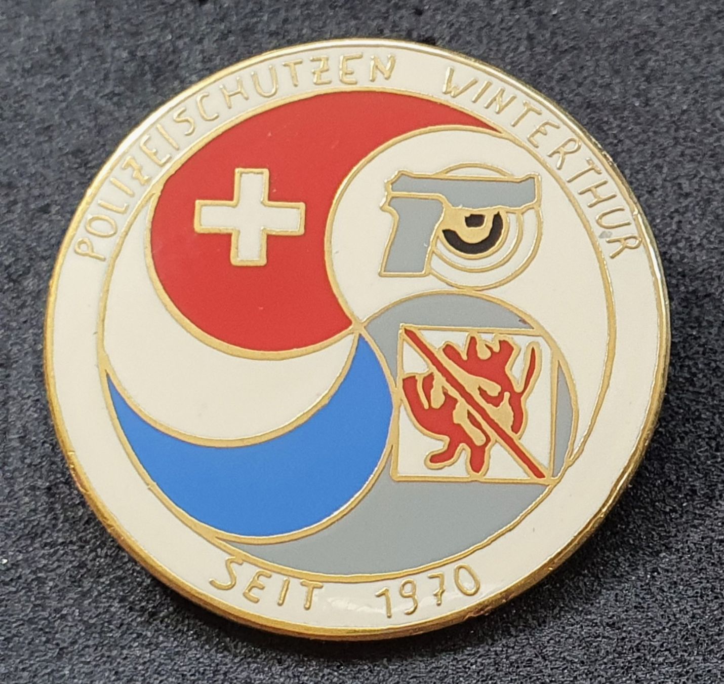 Plaketten & Abzeichen: V000 - Pin Polizei Schützen Winterthur – Gebraucht aus Reinach BL von Boston-Verkauf 1