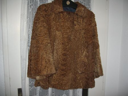 Pelzjacke aus den 30-er Jahren Glockenform
