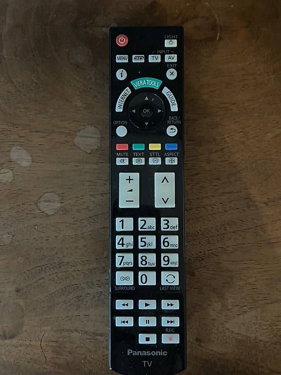 Fernseher: Fernseher (Panasonic Viera) – Gebraucht aus Ilanz von grischun83 1
