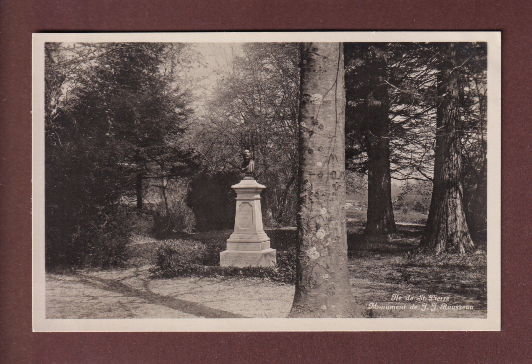 Ansichtskarten: ÎLE ST. PIERRE - Monument Rousseau – Gebraucht aus Pully von nicecards-shop