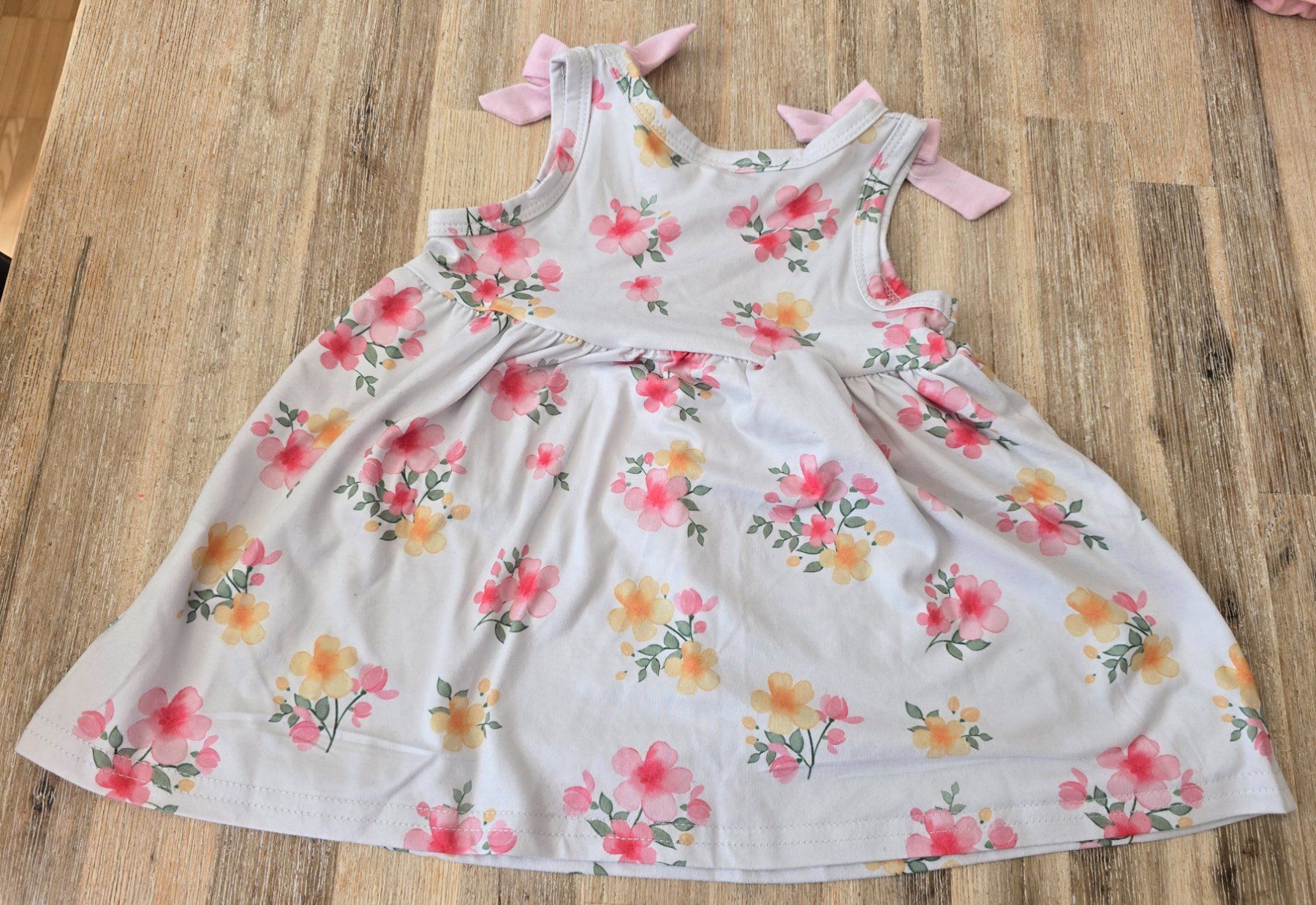 Robes et jupes: Kleid grösse 62 – Neuf (Voir description) à Willisau par isa117 1