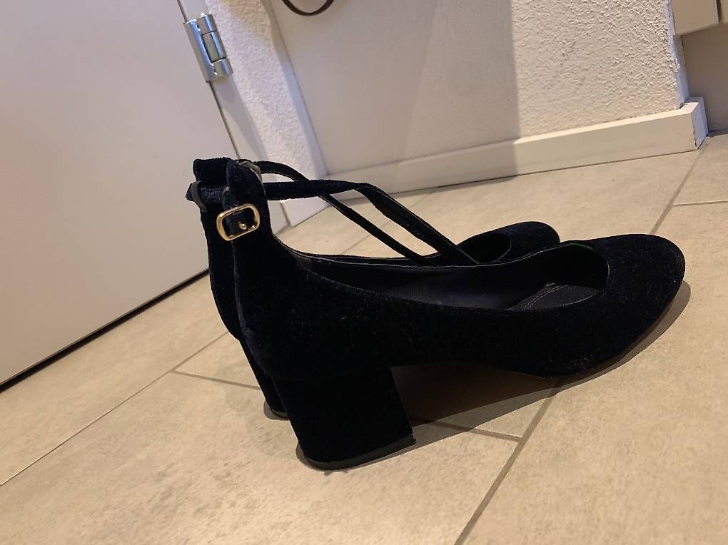 Chaussures femmes: Schuhe Sandro  – D'occasion à Zürich par Angela_Chloe