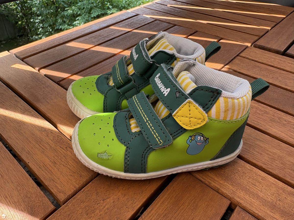 Scarpe per ragazzi: Schuhe Barbapapa Gr. 22 – Usato da Oberhofen am Thunersee venduto da ver_n9w9 6