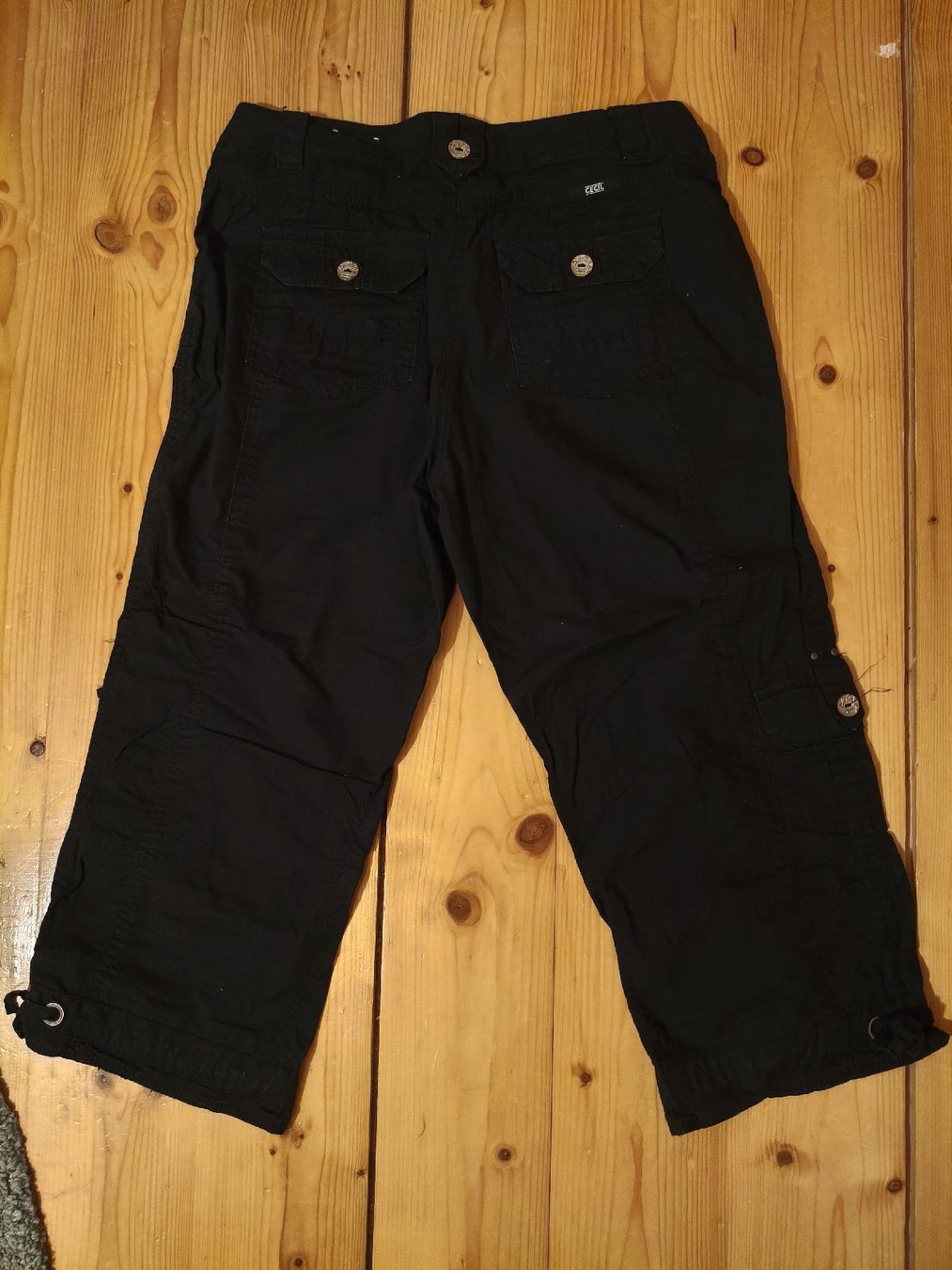 Cecil Pantaloni: Schwarze 3/4 Cecil Hose – Usato da Eschikofen venduto da anj_98vh 1
