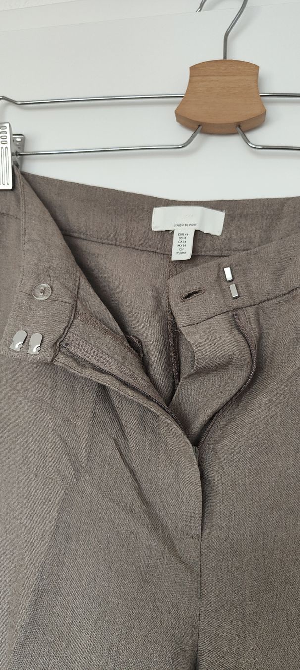 Pantaloni: 4 brown trousers (size 44) – Nuovo (secondo la descrizione) da Oberbuchsiten venduto da DianaLup 5