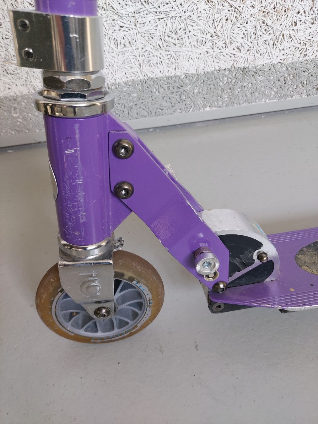 Micro Veicoli per bambini: Micro Trottinette – Usato da Gossau SG venduto da Iandolo 2