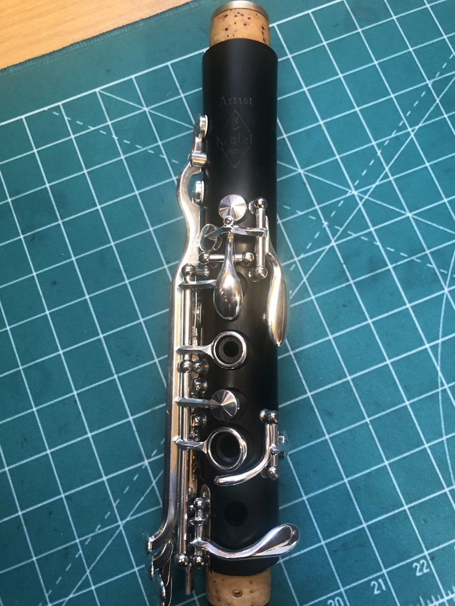 Strumenti musicali: Noblet Artist Paris – Usato da Rickenbach Sulz venduto da Miracigin 4