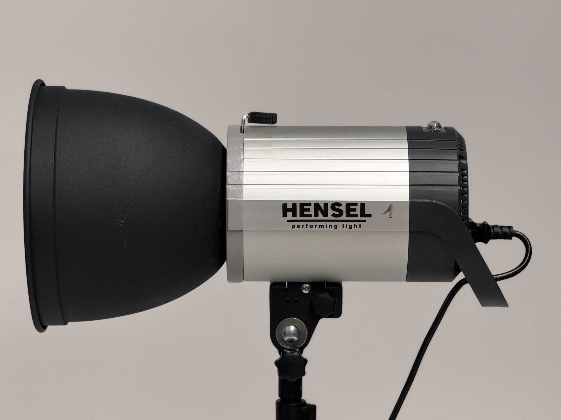 Flash: Hensel Expert Pro 500 Plus Studioblitz 500 Ws inkl. Stativ – Usato da Olten venduto da antonio.troia 3
