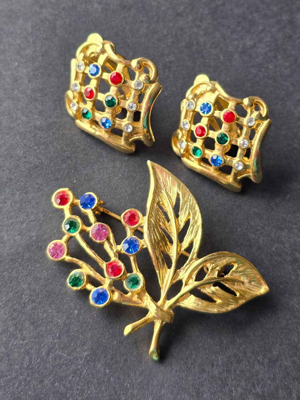 Altri gioielli: Vintage Schmuck Brosche + Ohrclips – Usato da Rheinau venduto da MakalekaAloha 7