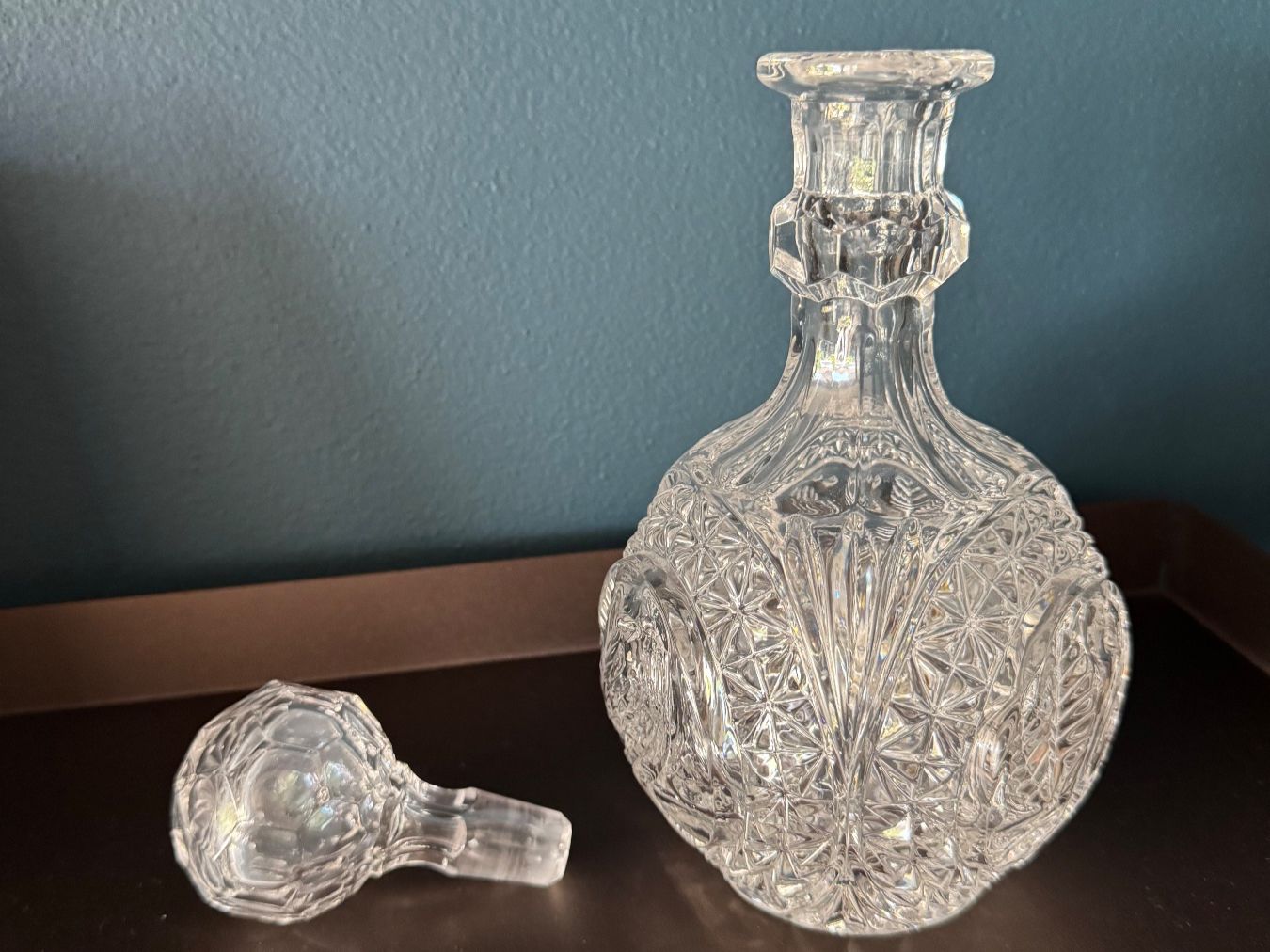Caraffe: Massive Glaskaraffe Whiskykaraffe in Top Zustand – Usato da Uitikon Waldegg venduto da Jim-Panse