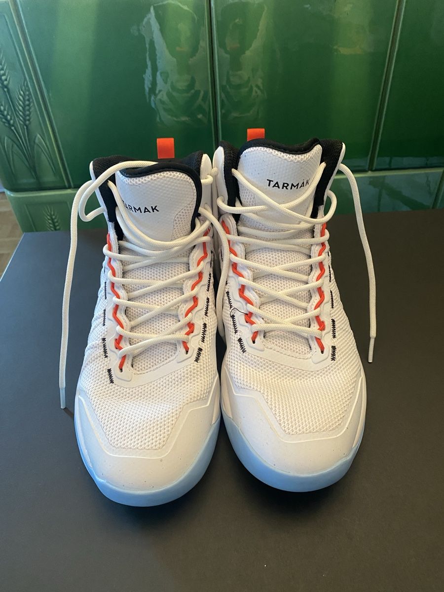 Herrenschuhe: Basketball Schuhe Tarmak – Gebraucht aus Neftenbach von Mischa_03 3