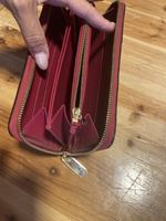 Porte monnaie Louis Vuitton rouge vernis cuir,  idéal !