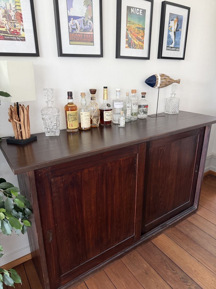 Credenze: Bar Schrank Sideboard – Usato da Rüschlikon venduto da CMKuhn