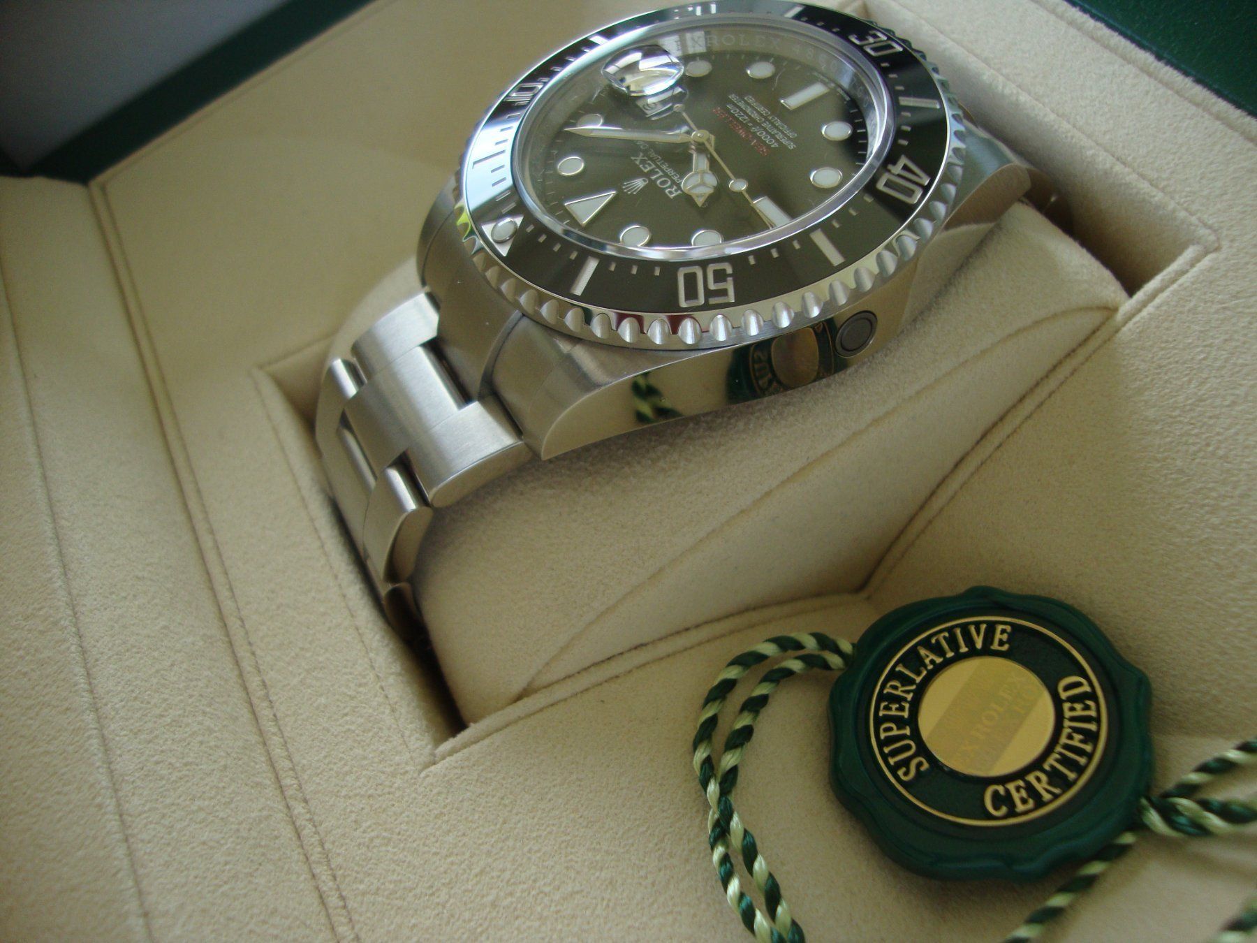 Rolex Orologi: Rolex Sea Dweller 126600 43mm – Nuovo (secondo la descrizione) da Aarau venduto da RasAlgethi 3