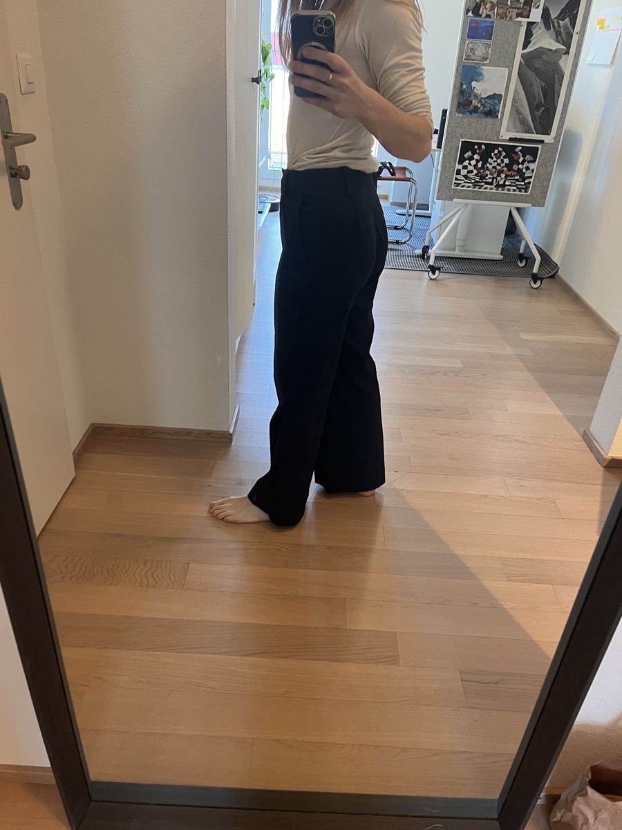 Prada Pantaloni: Prada work pants – Usato da Zürich venduto da AlineCr 2