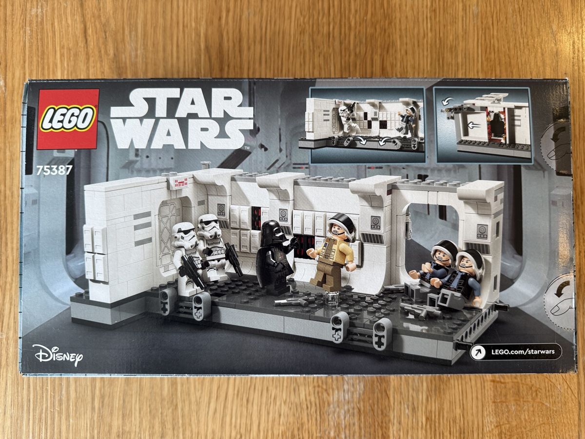 Lego Baukästen: Lego 75387 Boarding the Tantive IV – Neu und originalverpackt aus Zürich von WField 1