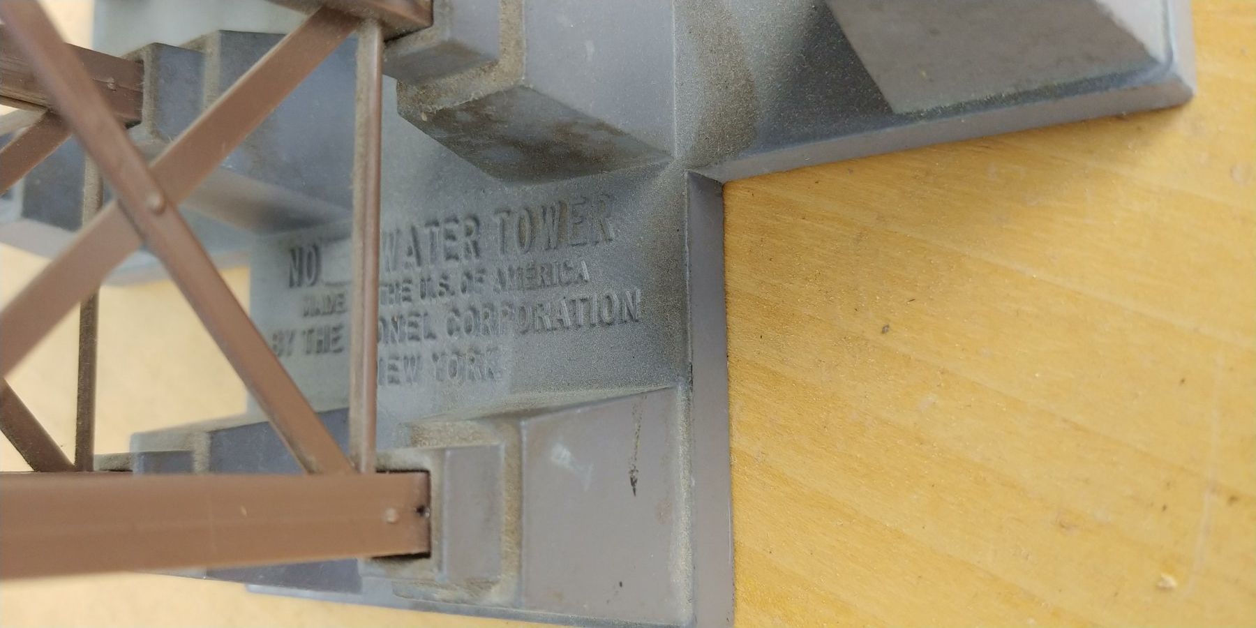 Lionel Modellini di ferrovie: Lionel Wasser Turm O – Usato da Waltenschwil venduto da Ardnas007 1