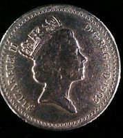 Five Pence 1992 Elizabeth II / 5 p