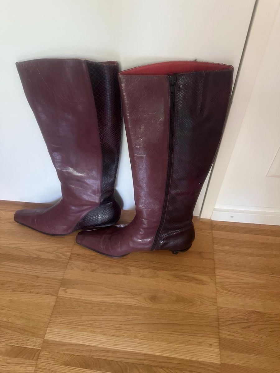 Damenschuhe: Damen Stiefel Leder Bordeaux Grösse 41 – Gebraucht aus Zürich von Sonnenschein_