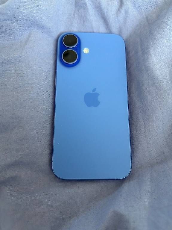 Apple Handys / Smartphones: Iphone 16 – Gebraucht aus Zollikerberg von Andrea_2003 1