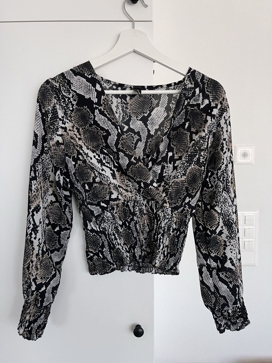 Camicette: Bluse mit animalprint – Usato da Zürich venduto da mel_87ct