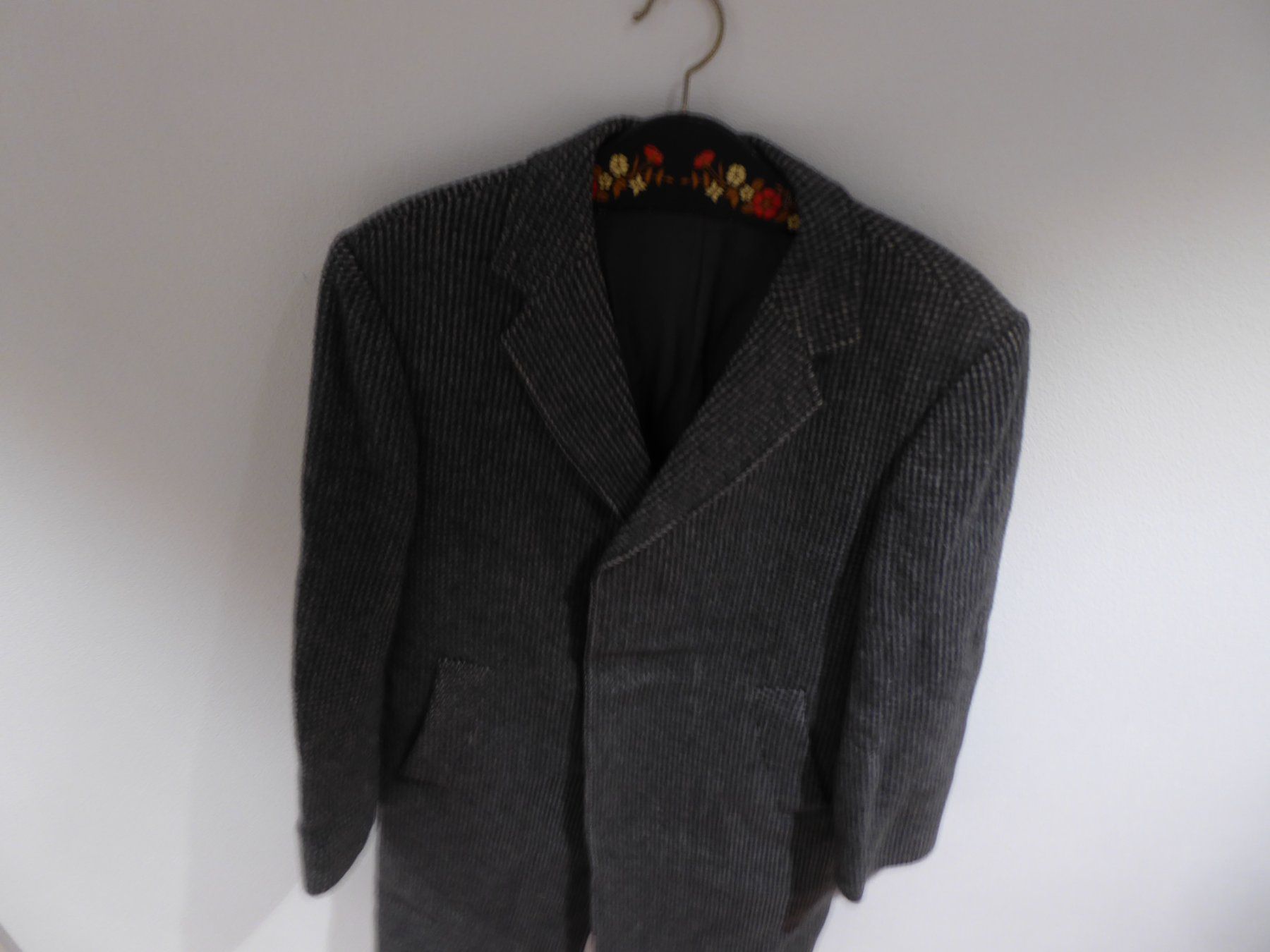 Cappotti: Tailor, Schild, Herren Wintermantel, Grösse 48, grau gemust. – Usato da Turbenthal venduto da Panau 3