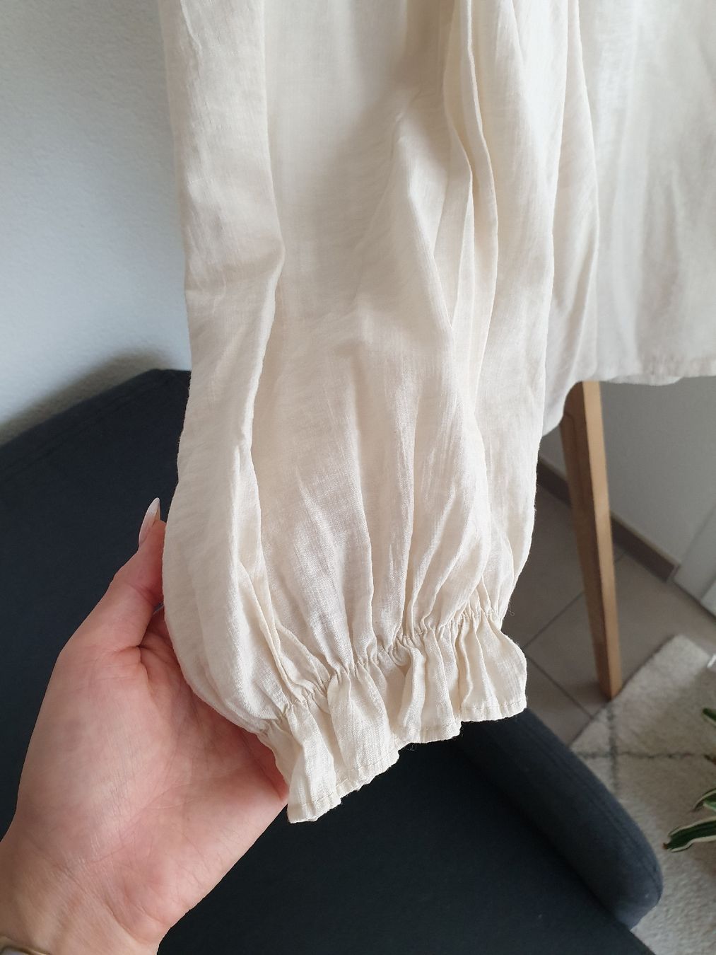 Blusen: Cream Puff Sleeves Blouse – Neu (gemäss Beschreibung) aus Aigle von Smagbrelle18 4