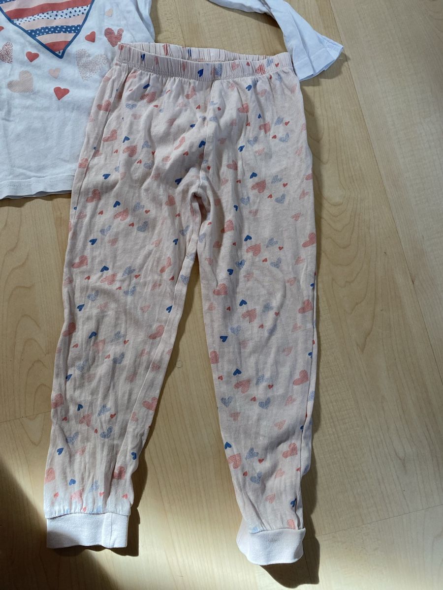 Lupilu Pyjamas & Ähnliches: Süesses Leichtes Mädchen Pyjama Set, Grösse 98/104 – Gebraucht aus Buchrain von Sisi83 1