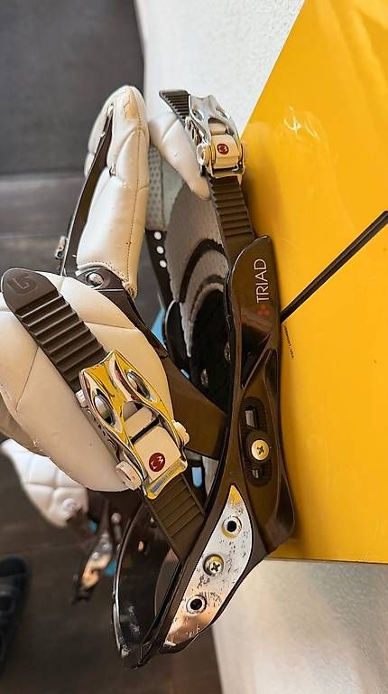 Board: Burton Snowboard mit Burton Bindung 156cm – Usato da Rubigen venduto da dreamgirl 3