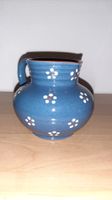  Krug blau mit Blumenmuster Keramik guter Zustand