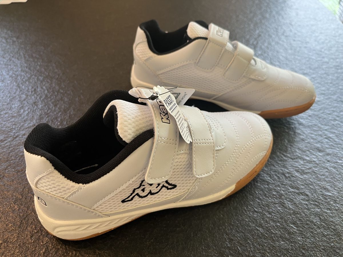 Kappa Scarpe per ragazzi: Kappa Hallenschuhe Gr. 33 NEU – Nuovo (secondo la descrizione) da Brail venduto da Sonnenblume86GR 3