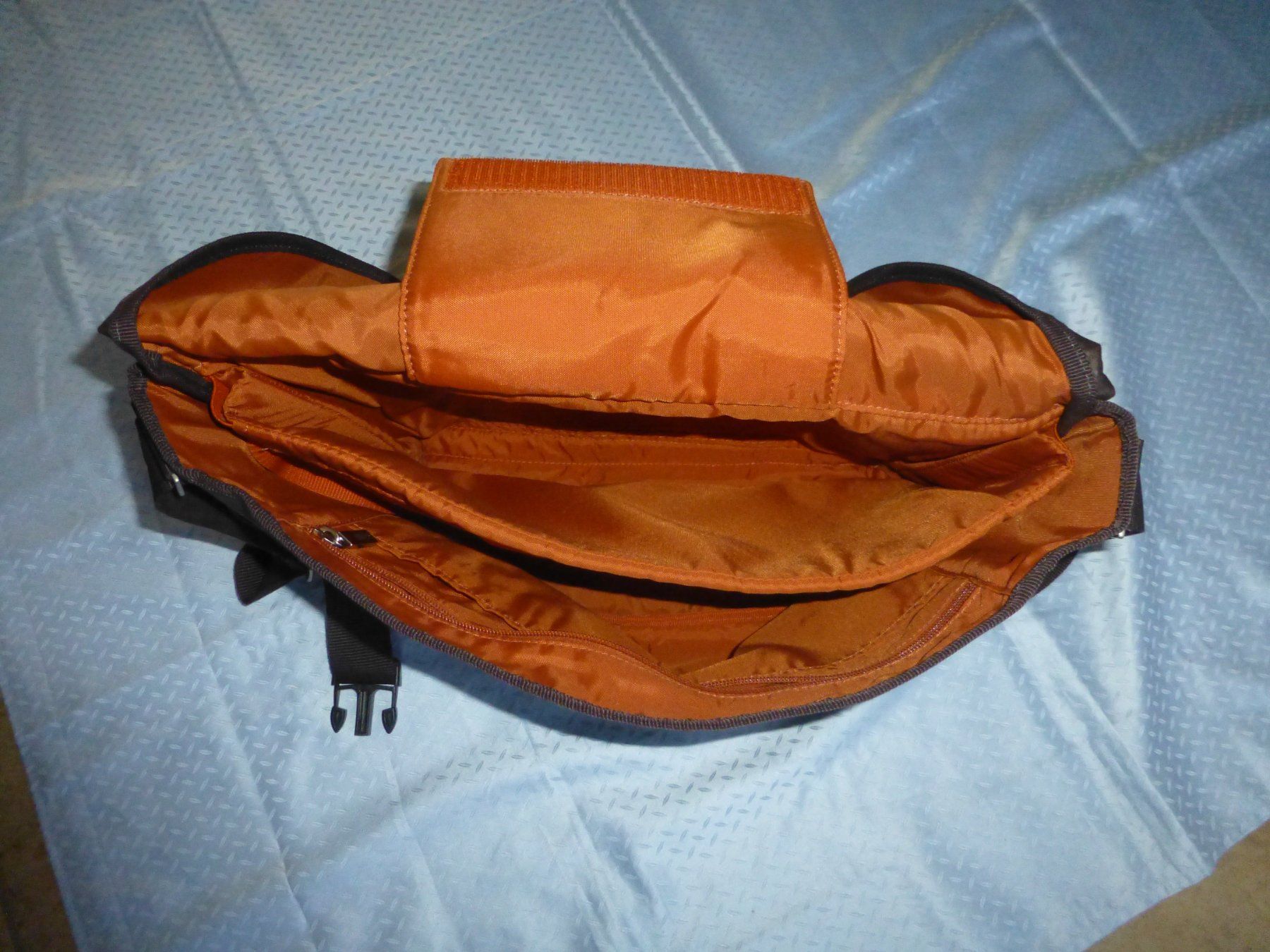 Bree Borse: Tasche von Bree – Usato da Würenlingen venduto da drago56 5