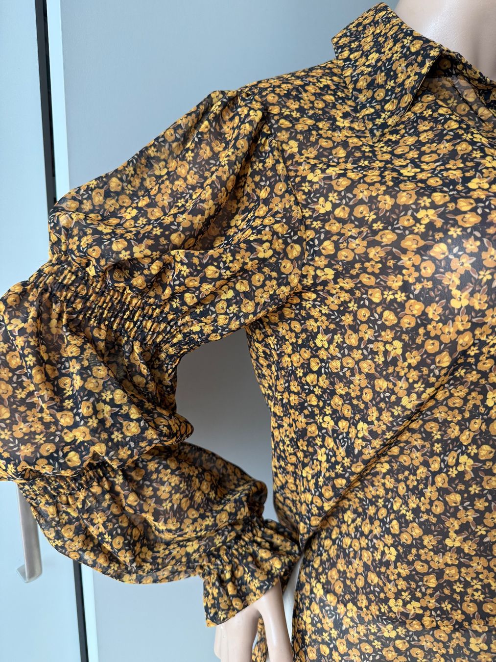 Zara Chemisiers: ZARA Hemd Bluse Hemdbluse mit Puffärmel Gr.38-40 – Neuf (Voir description) à Rotkreuz par beltraum 5