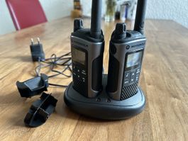Funkgeräte Set Motorola zwei Stück akzeptabler Zustand