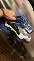 Balenciaga Triple S Sneaker blau schwarz Grösse 44 neu