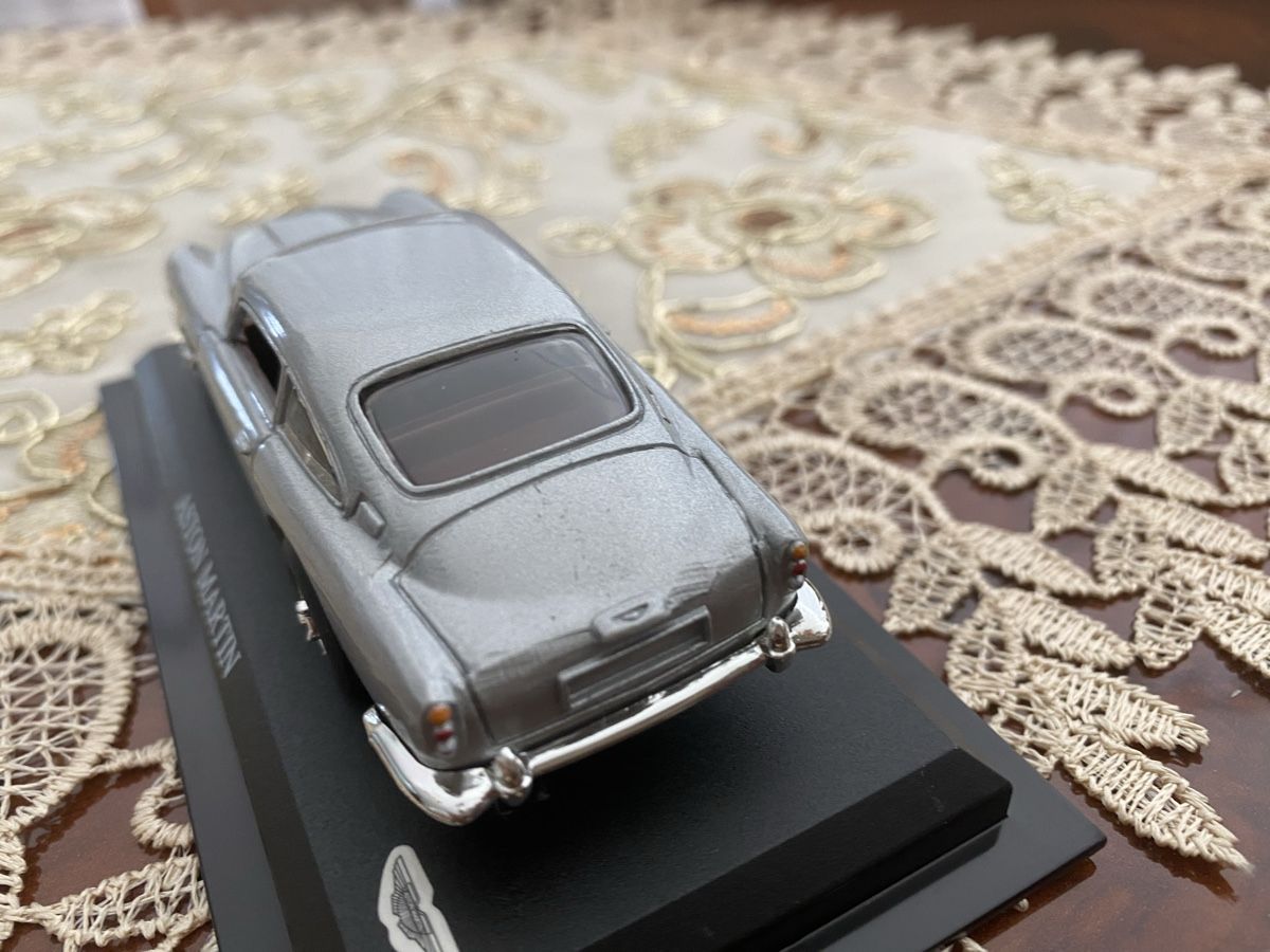 Aston Martin Modellini d'auto: Aston Martin – Nuovo e nell'imballaggio originale da St. Margrethen SG venduto da Alfista_159 2