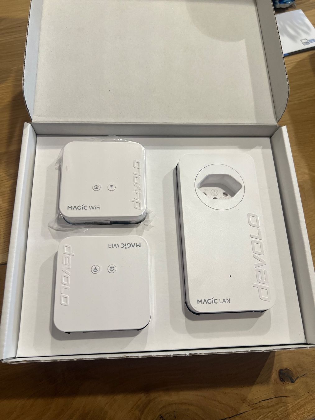 Devolo Lecteurs & Adaptateurs: devolo Magic 1 Wifi mini Multiroom Kit – Neuf (Voir description) à Goldach par Spil85 1