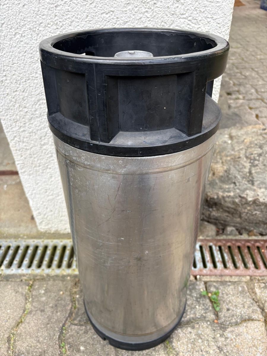 Accessori: Bier Keg Fass - Korbfitting 20L – Usato da Schönenberg ZH venduto da pke3