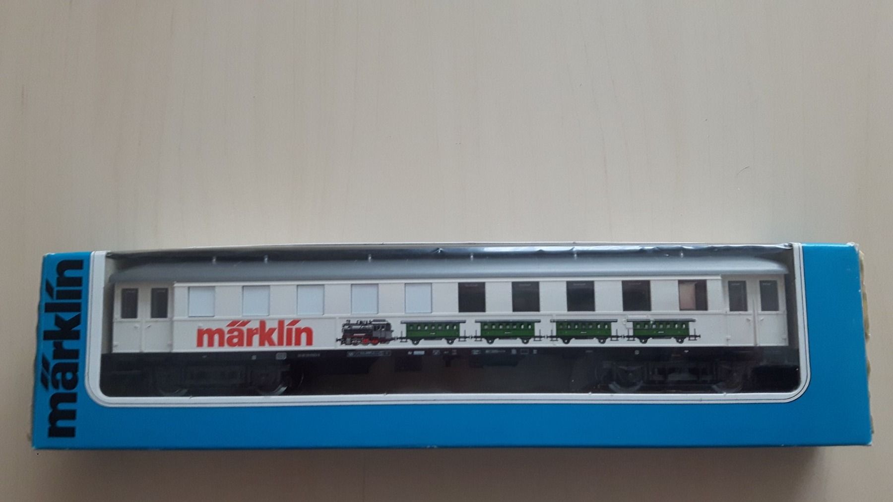 Märklin Modellini di ferrovie: Voiture exposition Marklin 4122 – Nuovo e nell'imballaggio originale da Cortaillod venduto da duchmoc