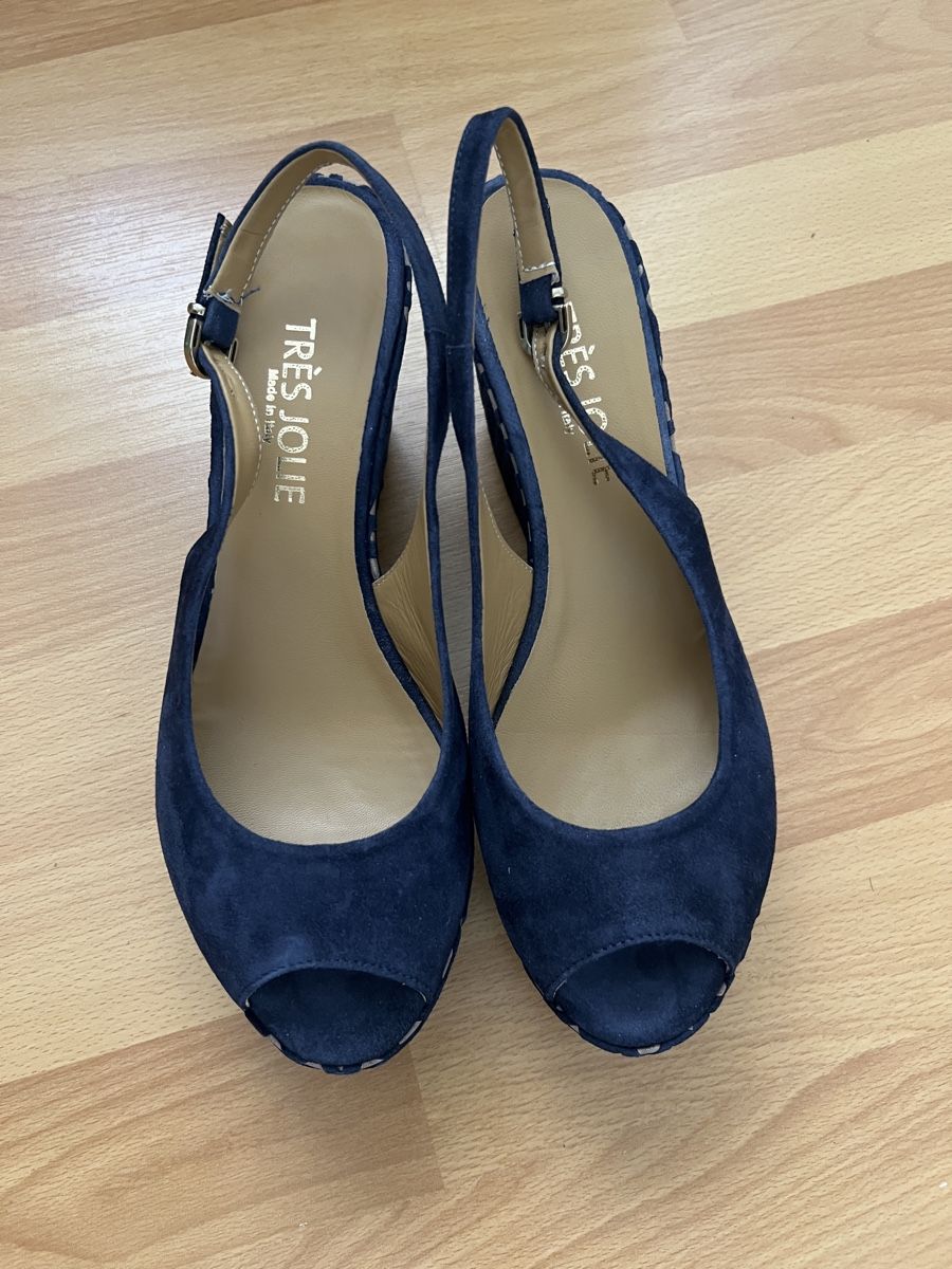 Scarpe da donna: Très Jolie Schuhe Grösse 38.5 – Usato da Pfeffingen venduto da jas_88xj 1