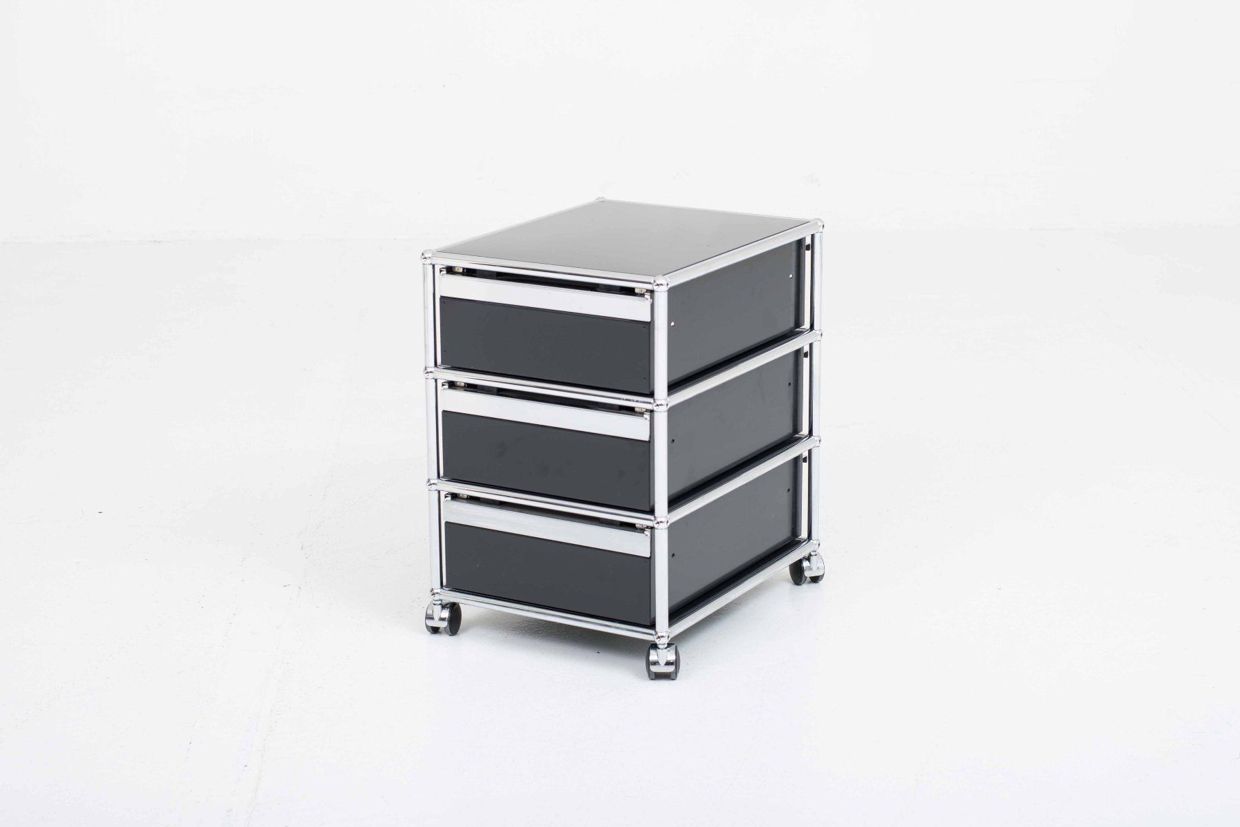 USM Banconi: USM Rollcontainer in Graphitschwarz – Usato da Zürich venduto da STUZH38 4