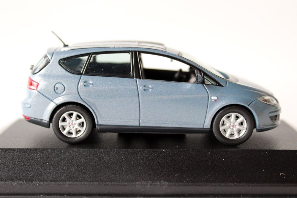 Seat Alhambra Modellauto 1:43 - Metall Modell 2010 In Metallisch-braun