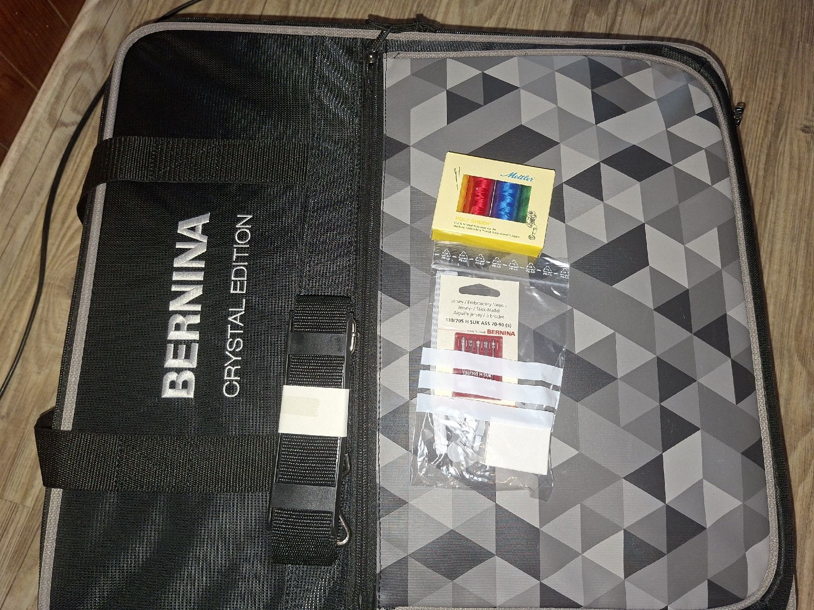 Bernina Cerchi da ricamo: Bernina Stickmodul M zu B570  – Nuovo (secondo la descrizione) da Flums venduto da wal_cb8k 2