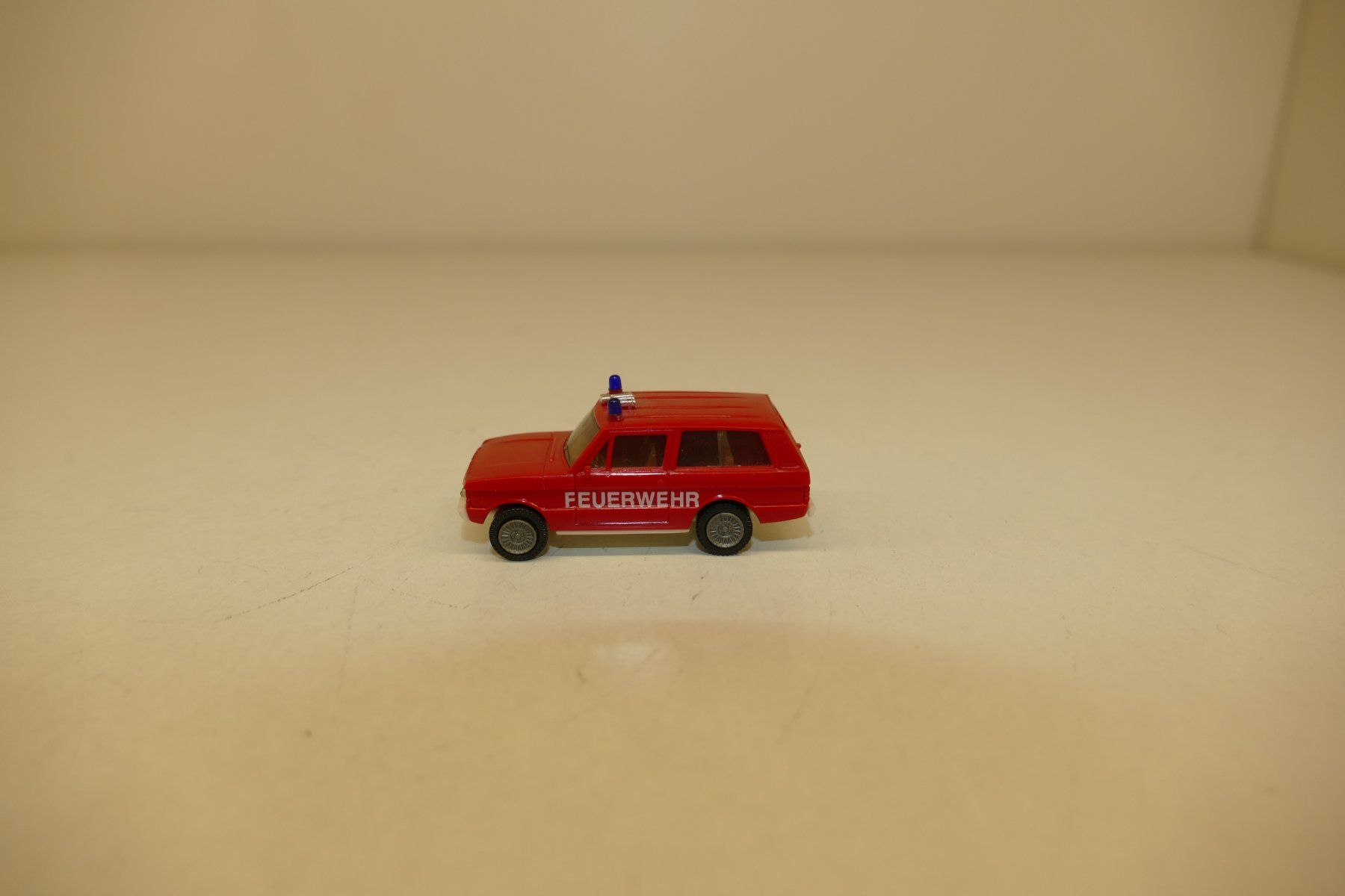 Herpa Modellini d'auto: Herpa 1:87: Range Rover Feuerwehr – Nuovo (secondo la descrizione) da Niederhasli venduto da Flash32 1