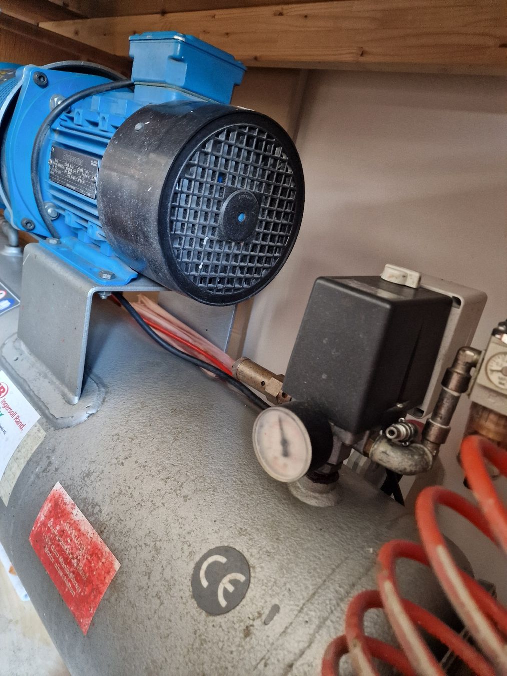Compressori: CompAir Hydrovane Kompressor 502 – Difettoso da Hinwil venduto da strunning 6