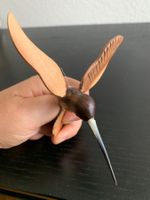Kolibri Figur aus Holz handgeschnitzt
