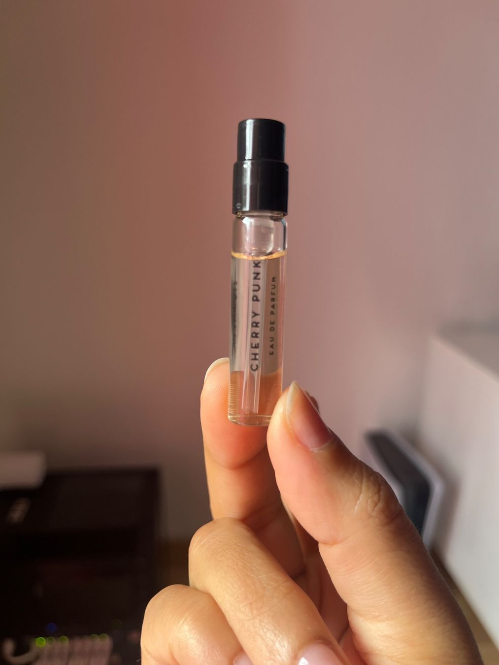 Profumi & Eau de Toilette: Room 1015 Perfume Discovery Set neuwertig – Usato da Zürich venduto da fraubaur 3