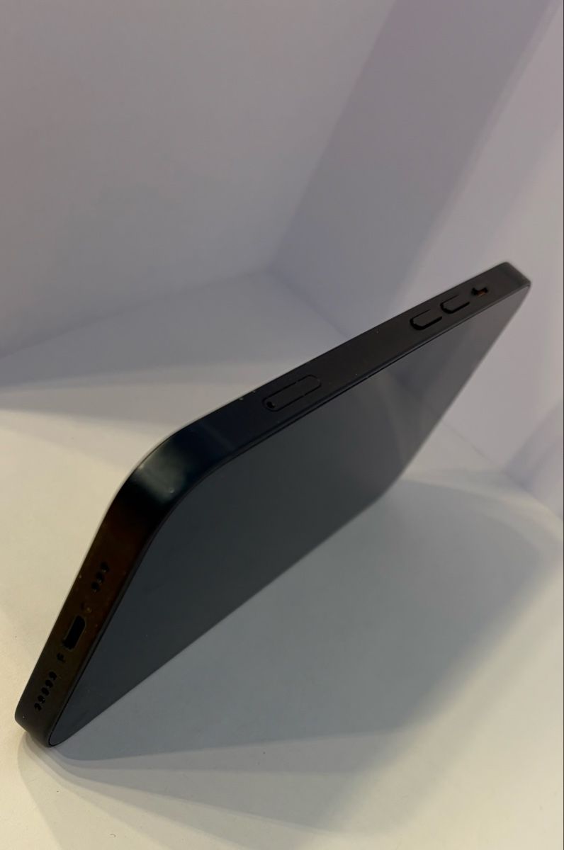 Apple Telefoni cellulari / Smartphones: iPhone 13 128GB – Usato da Rieden SG venduto da mani1982 2