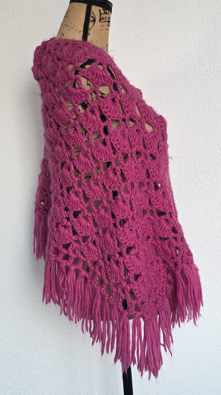 Altro in Moda donna: Wunderschöne Woll-Poncho, Weinrot, Top ! – Usato da Rheinsulz venduto da Gilea 2