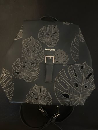 Brand neuer Rucksack von Deasigual